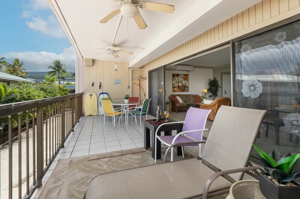 75-5719 Alii Drive Kailua-kona HI 96740
