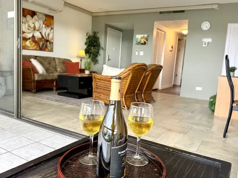 75-5719 Alii Drive Kailua-kona HI 96740