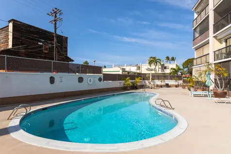 75-5719 Alii Drive Kailua-kona HI 96740