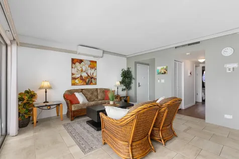 75-5719 Alii Drive Kailua-kona HI 96740