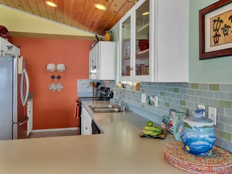 15-947 Paradise Ala Kai Drive Keaau HI 96749