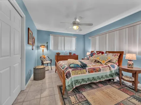 15-947 Paradise Ala Kai Drive Keaau HI 96749