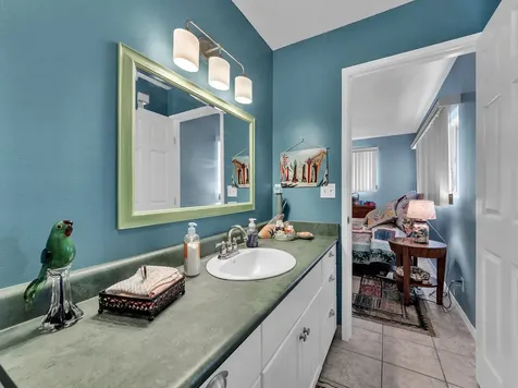 15-947 Paradise Ala Kai Drive Keaau HI 96749