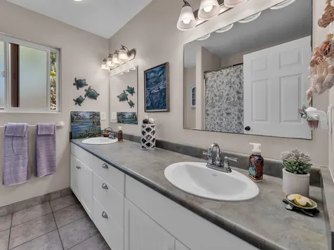 15-947 Paradise Ala Kai Drive Keaau HI 96749