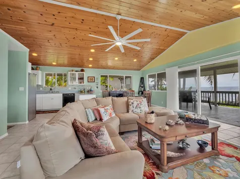 15-947 Paradise Ala Kai Drive Keaau HI 96749