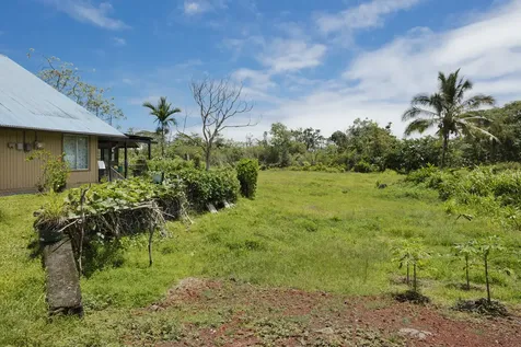 15-1439 29th Avenue Keaau HI 96749