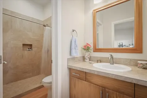 27-1127 Onohi Loop Pepeekeo HI 96783