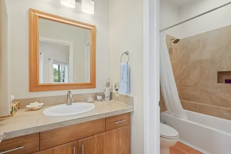 27-1127 Onohi Loop Pepeekeo HI 96783