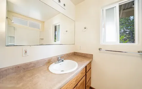 92-1800 Keaka Parkway Ocean View HI 96737