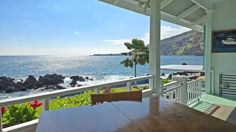 82-6047 Puuhonua Road Captain Cook HI 96704