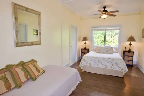 82-6047 Puuhonua Road Captain Cook HI 96704