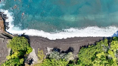 82-6047 Puuhonua Road Captain Cook HI 96704