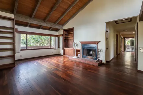 78-6686 1 Road Holualoa HI 96725