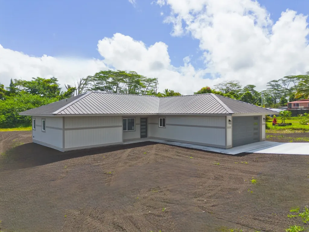 15-1713 32nd Avenue Keaau HI 96749