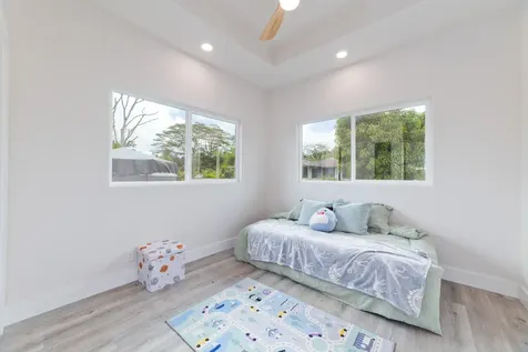 15-1713 32nd Avenue Keaau HI 96749