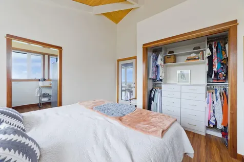 82-1085 Nanaina Lani Place Captain Cook HI 96704