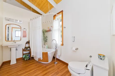 82-1085 Nanaina Lani Place Captain Cook HI 96704