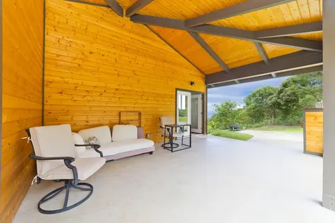 82-1085 Nanaina Lani Place Captain Cook HI 96704