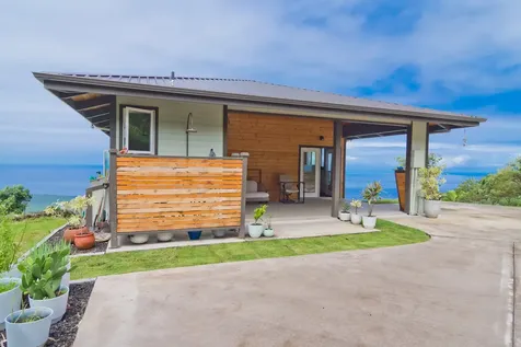 82-1085 Nanaina Lani Place Captain Cook HI 96704