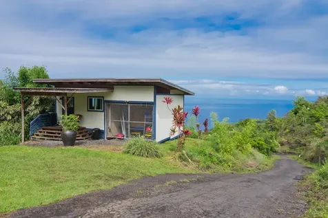 82-1085 Nanaina Lani Place Captain Cook HI 96704