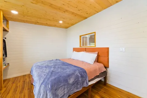 82-1085 Nanaina Lani Place Captain Cook HI 96704