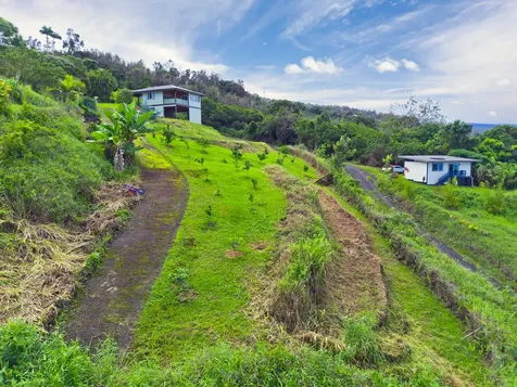 82-1085 Nanaina Lani Place Captain Cook HI 96704