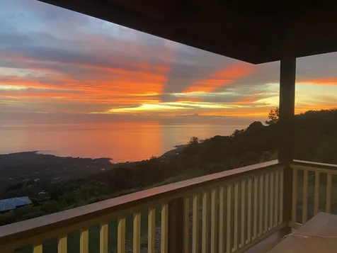 82-1085 Nanaina Lani Place Captain Cook HI 96704