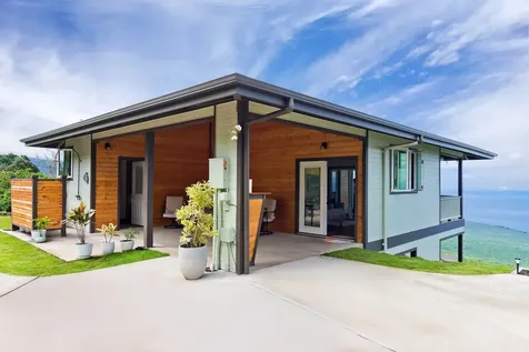 82-1085 Nanaina Lani Place Captain Cook HI 96704