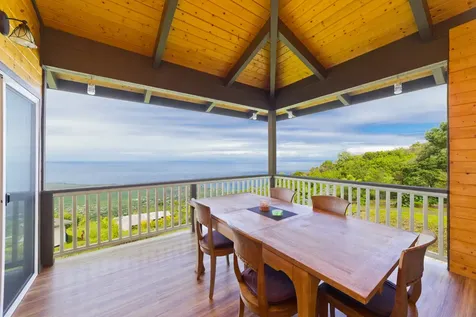 82-1085 Nanaina Lani Place Captain Cook HI 96704