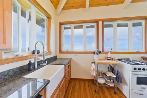 82-1085 Nanaina Lani Place Captain Cook HI 96704