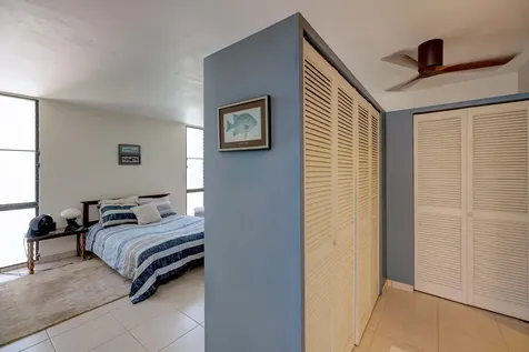 1911 Kalanianaole Street Hilo HI 96720