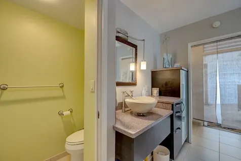 1911 Kalanianaole Street Hilo HI 96720