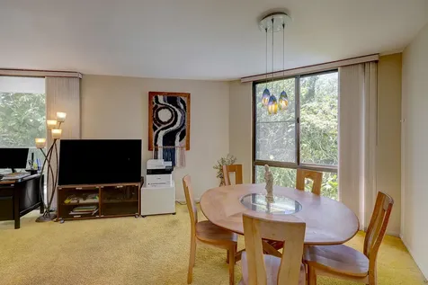 1911 Kalanianaole Street Hilo HI 96720