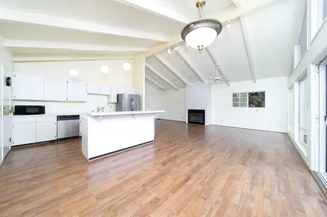 18-3351 Glenwood Road Volcano HI 96785