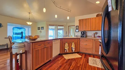 92-2190 Sea Breeze Parkway Ocean View HI 96737