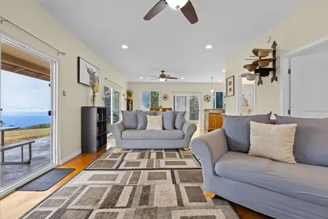 42-1467 Kalapahapuu Road Paauilo HI 96776