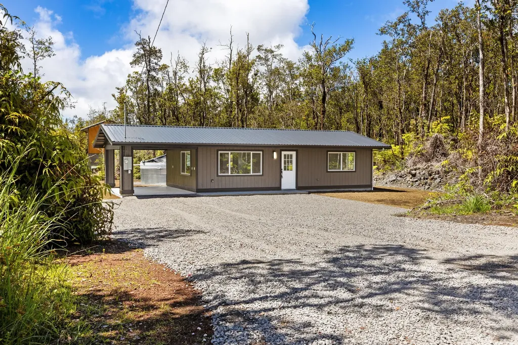 11-3105 Mokuna Street Volcano HI 96785