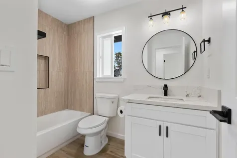 11-3105 Mokuna Street Volcano HI 96785