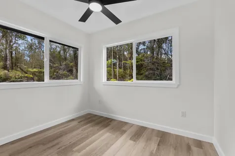 11-3105 Mokuna Street Volcano HI 96785