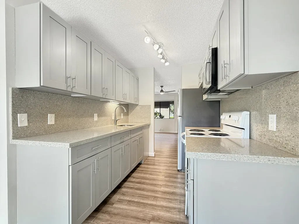 65-1305 Tamarack Pines Kamuela HI 96743