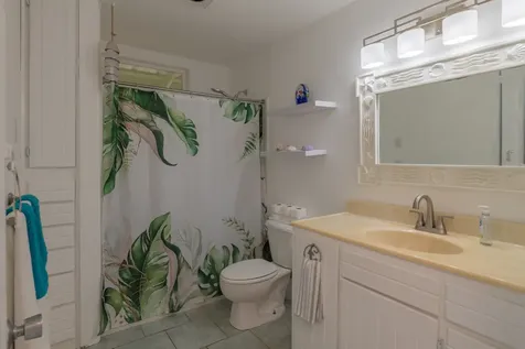 94-6529 Makaniakua Road Naalehu HI 96772