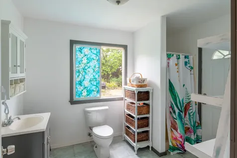 94-6529 Makaniakua Road Naalehu HI 96772