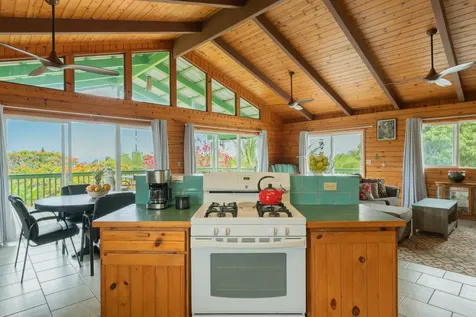 94-6529 Makaniakua Road Naalehu HI 96772