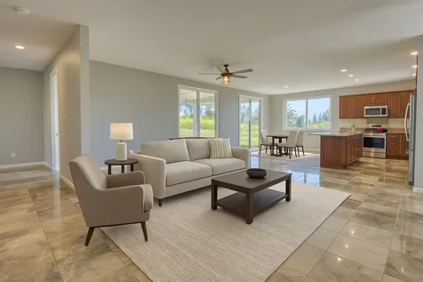 94-5858 Kanaloa Place Naalehu HI 96772