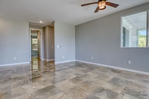 94-5858 Kanaloa Place Naalehu HI 96772