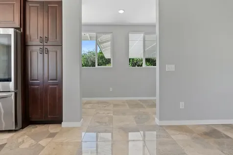 94-5858 Kanaloa Place Naalehu HI 96772