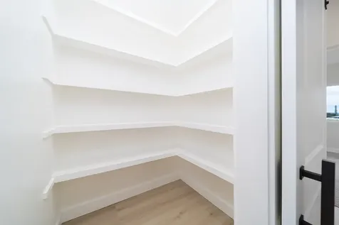 1588 Mailani Street Hilo HI 96720