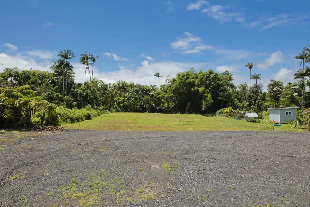 1162 Kaumana Drive Hilo HI 96720