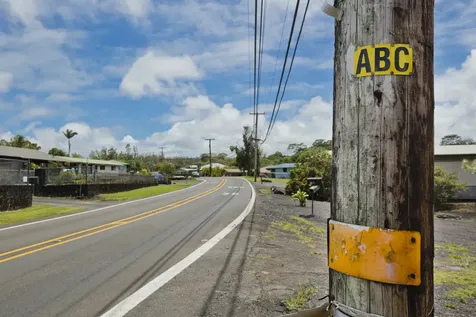 1162 Kaumana Drive Hilo HI 96720