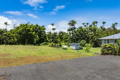1162 Kaumana Drive Hilo HI 96720